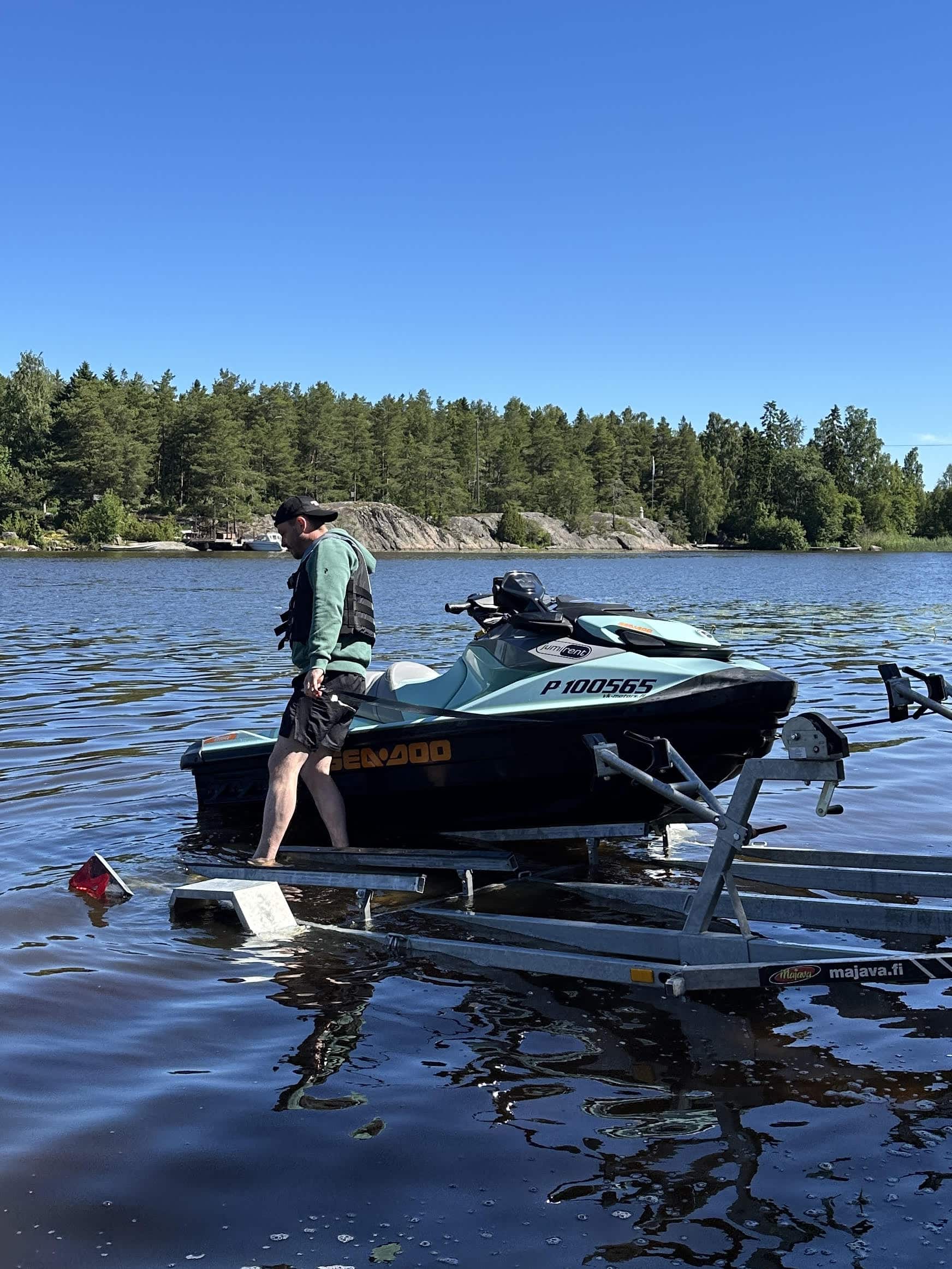 SEA-DOO WAKE 170